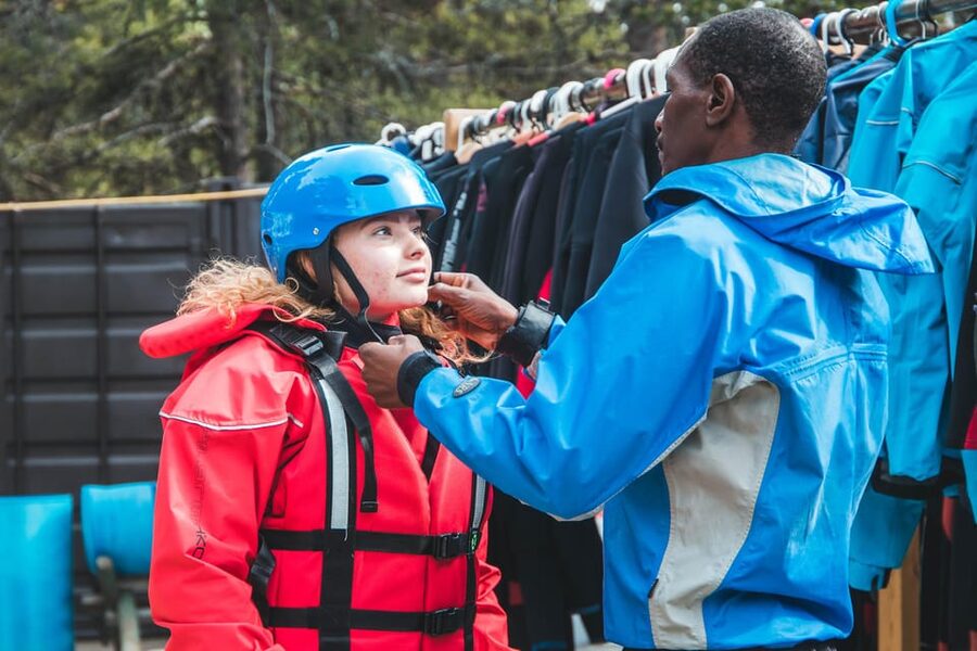 Dagali/Geilo: White Water Rafting Adventure - level 2 - Practicing before the first rapid