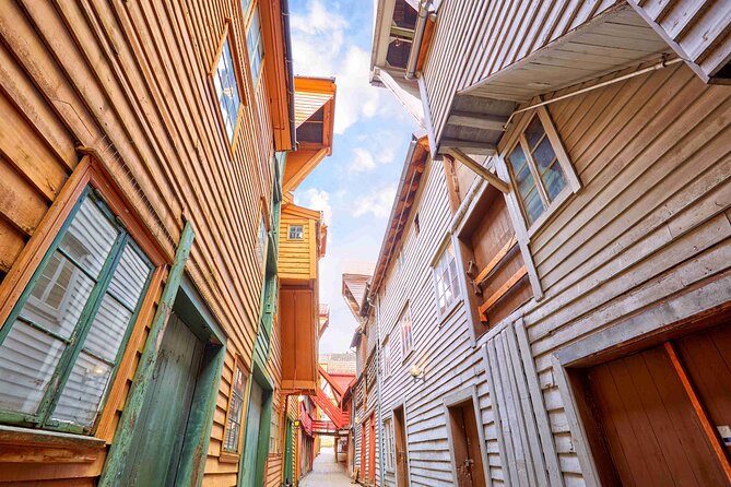 Discover Bergen on Foot and Boat - Bryggen explains Bergen’s medieval trade