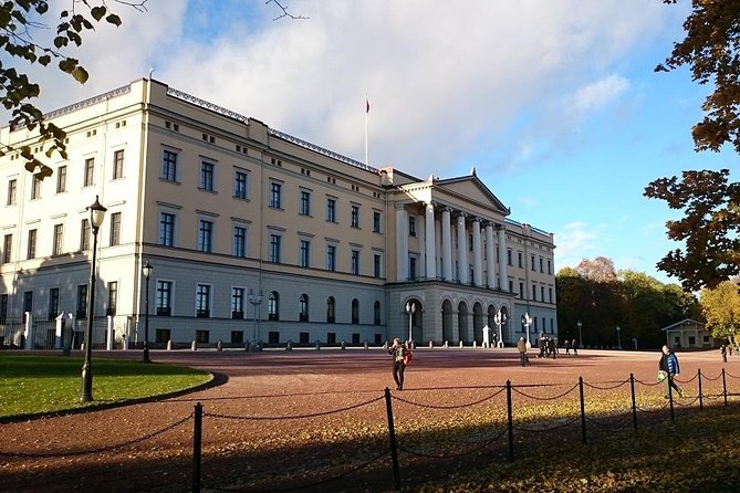 Downtown Oslo: Self-Guided Highlights and History Audio Tour - Key points to know before you go