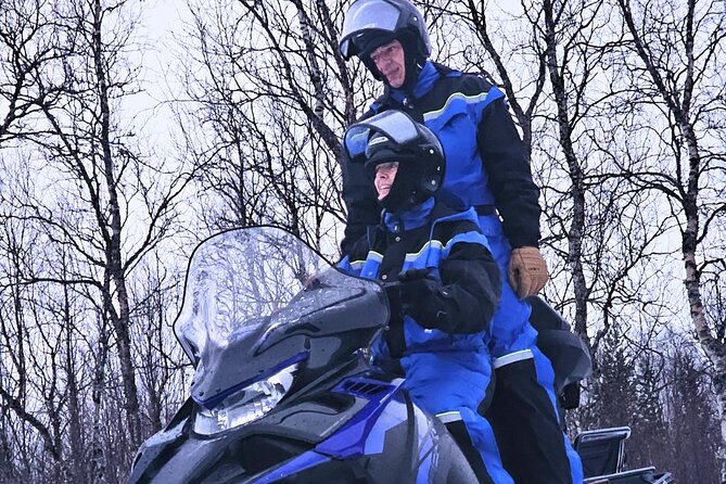 Driving Ski-Doo Snowmobile Adventure 5 Hours Photos included - Languages, communication, and personal service