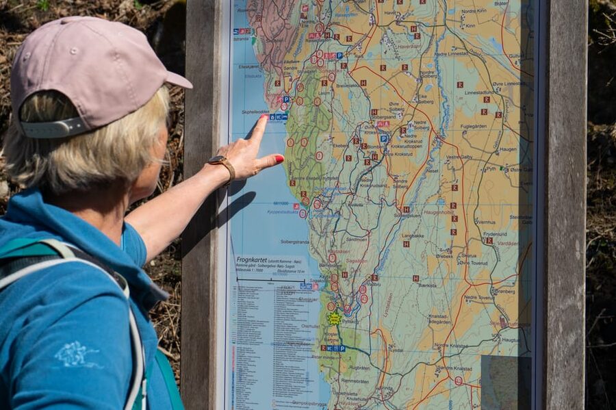 Drøbak: Guided walk along the coastal path and the forest - Key points to know before you book