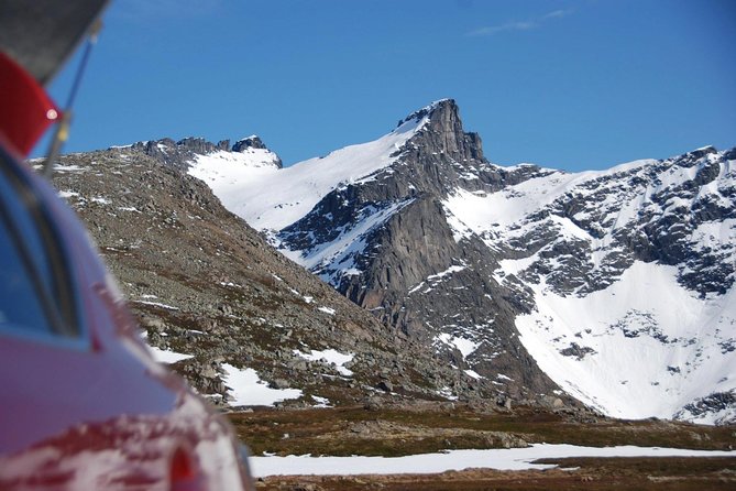 Eco friendly snowshoeing in Scenic Landscape - The Polar Museum adds Tromso’s human story