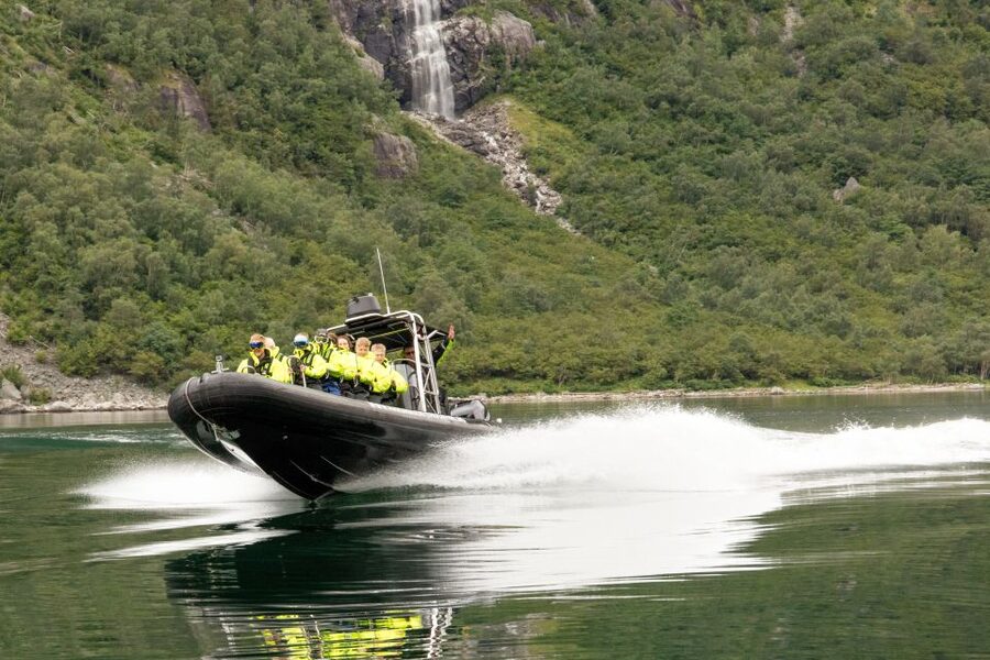 Eidfjord: 1-Hour Fjord RIB Tour - Who should book the Eidfjord RIB tour?