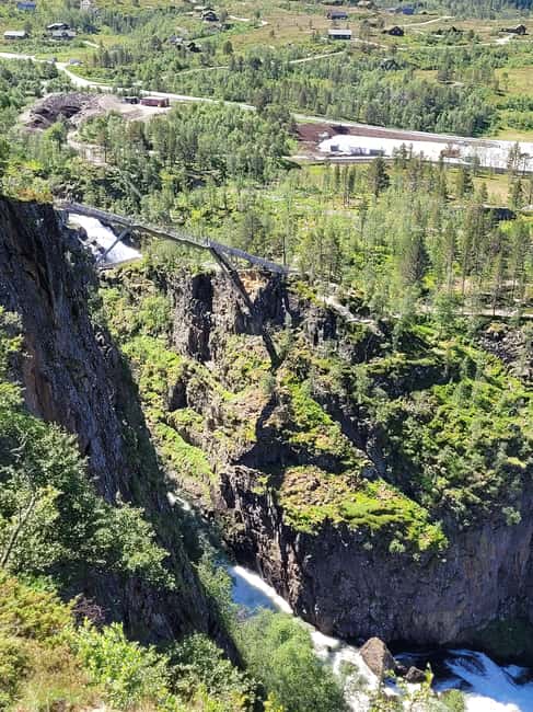 Eidfjord: Vøringsfossen Waterfalls Round-Trip Shuttle - Practical advice for a smooth visit