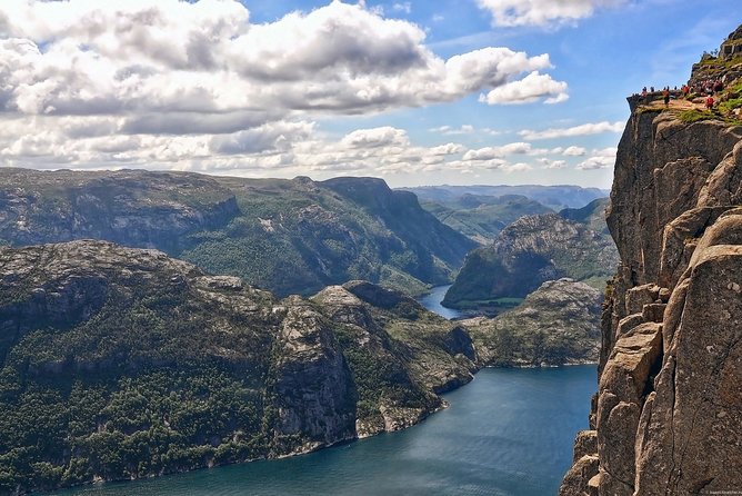 Experience the magnificent Lysefjord, Pulpit Rock. Join-in tour from Stavanger - Reaching the top of Pulpit Rock