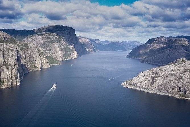 Experience the magnificent Lysefjord, Pulpit Rock. Join-in tour from Stavanger - Who will get the most from this outing?