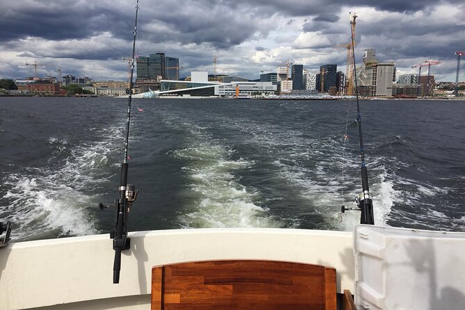 Fishing in Oslo Fjord - Meeting Captain Naeem and learning the basics