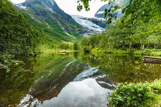 Fjord Cruise to Sognefjord and Bøyabreen Glacier - Making sense of the Norwegian Glacier Museum
