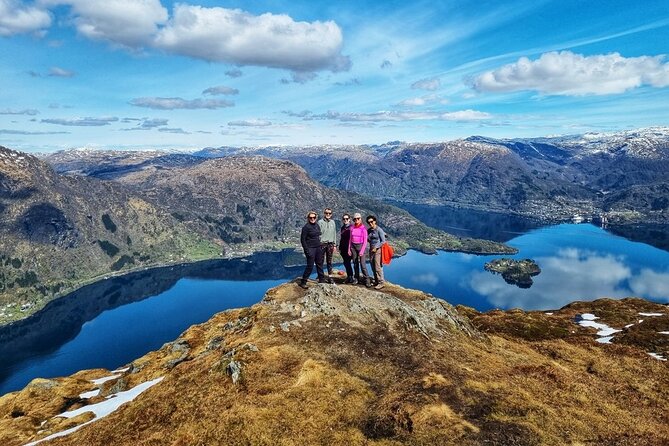 Fjord Hiking - Public tour - Choosing between Hananipa, Bruviknipa, and Arnanipa