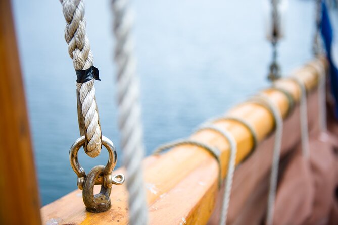 Fjord & History Cruise - Finding the right pier in Tromsø