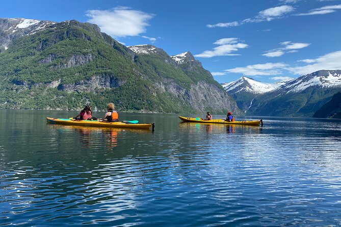 Fjord paddle in Hellesylt - Half Day Kayaking Tour - The Guide and the Feel of a Small Group