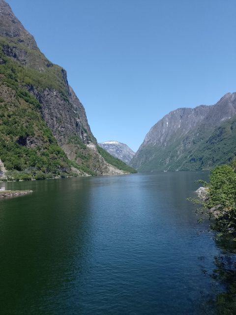Flåm: Borgund Stave Church, Lærdal, and Stegastein Tour - Key points to know before you go