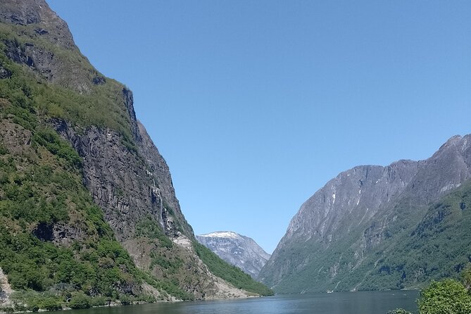 Flåm Tour: Borgund Stave Church, Lærdal & Stegastein - Lærdal gives you a short village pause