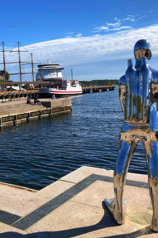 Flavors of Oslo: Food & Beer Tour - Five craft beers at an Oslo beer bar