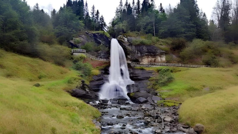 Flexible tour to Hardangerfjord vøringsfossen cruise include - The Hardangerfjord cruise and the seasonal choice