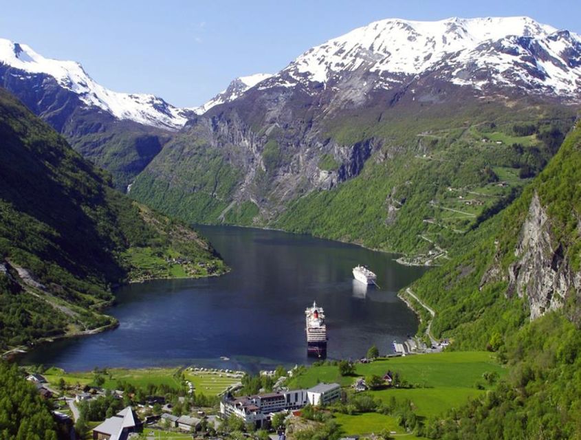 From Ålesund: Private Day Trip to Geirangerfjord - Hellesylt and the ferry into Geirangerfjord
