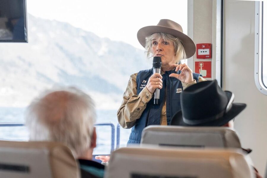 From Ålesund: Winter Fjord Cruise to Geirangerfjord - What winter changes about the experience