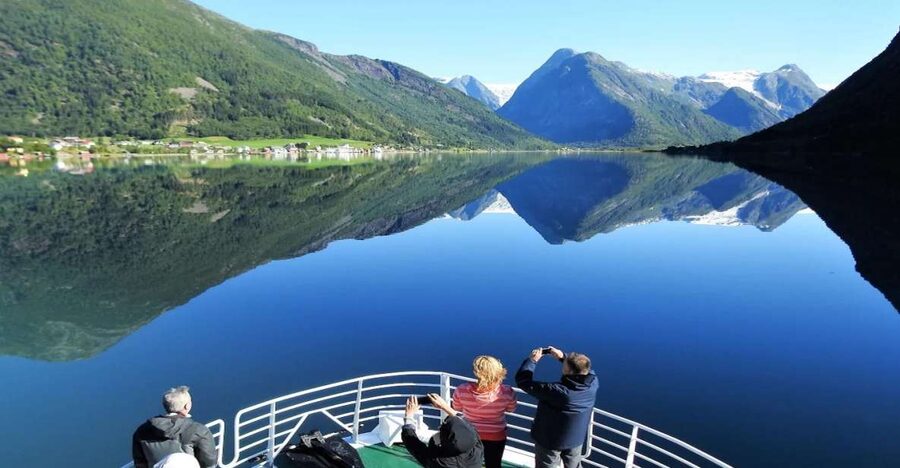 From Balestrand: Fjord Cruise to Fjærland- Round trip - Why the boat is the right way to see Fjærland