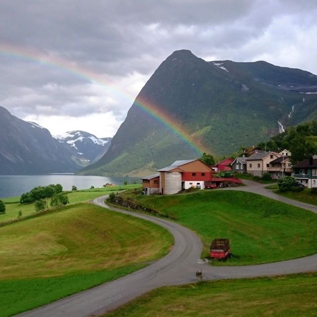 From Balestrand: Fjord Cruise to Fjærland- Round trip - Fjærlandsfjorden and the mountain views