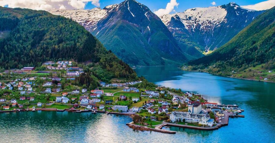 From Bergen: Flam Full-Day Cruise to Sognefjord - The village stops along the shoreline