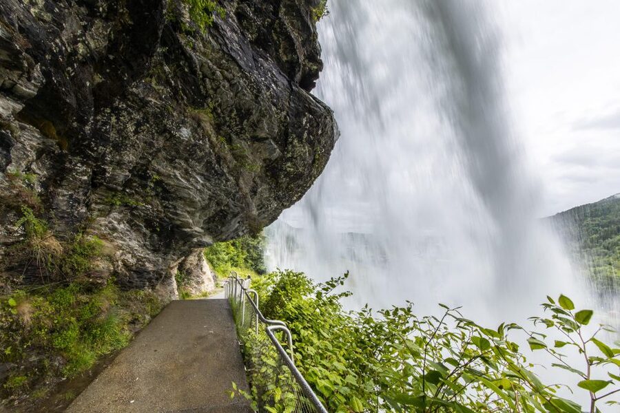 From Bergen: Folgefonna National Park & Glacier Lake Tour - Key points at a glance