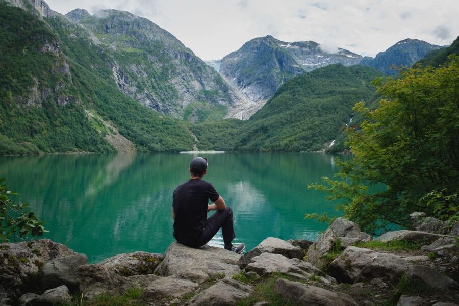 From Bergen: Folgefonna National Park & Glacier Lake Tour - From Bergen’s Fish Market to Norway’s open country
