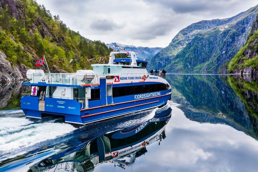 From Bergen: The Original Fjord Cruise to Mostraumen - Winter brings ice, cold, and a different kind of beauty