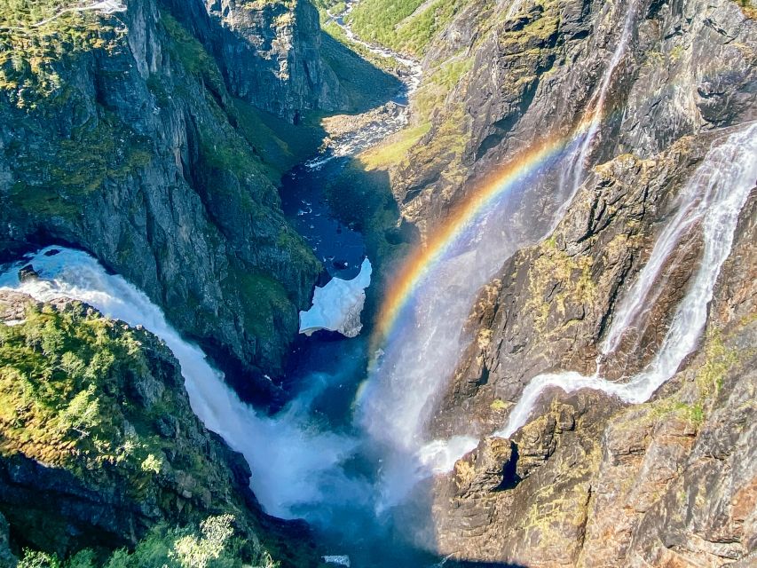 From Eidfjord: Vøringfossen Waterfall Nature Tour with Guide - Hardangervidda brings the wide views