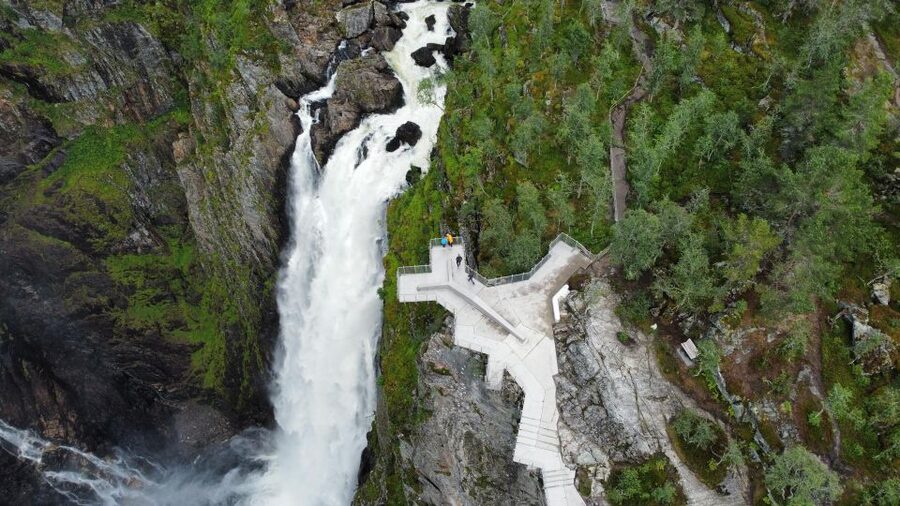 From Eidfjord: Vøringfossen Waterfall Nature Tour with Guide - The return through Måbø Valley