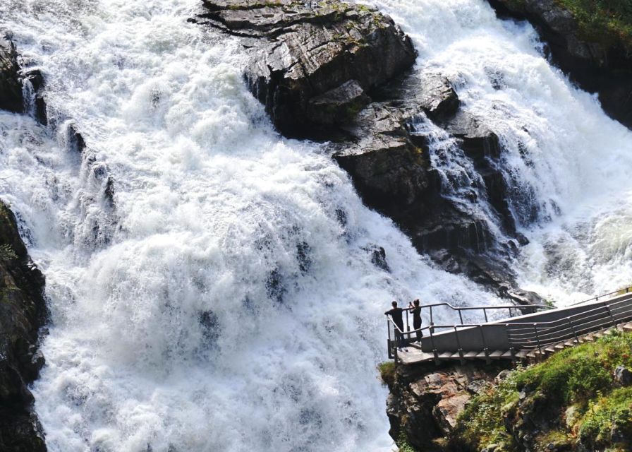 From Eidfjord: Vøringfossen Waterfall Nature Tour with Guide - Vøringfossen: allow the full 70 minutes