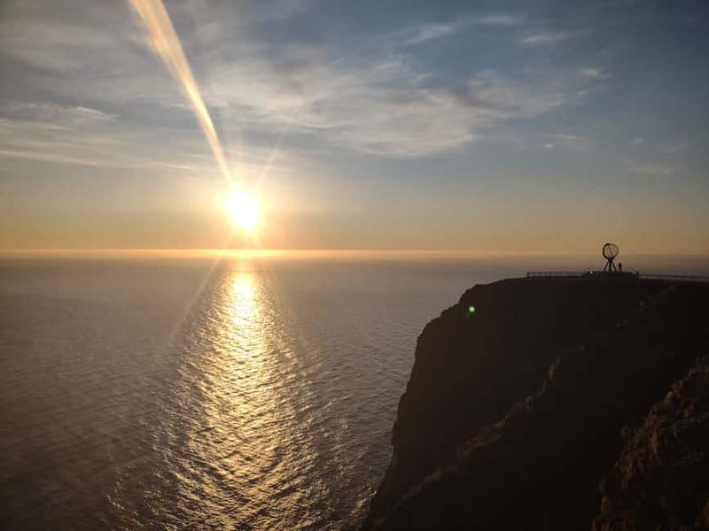 From Honningsvåg: North Cape and King Crabs Tour - The fjord viewpoint and old Hornvika route