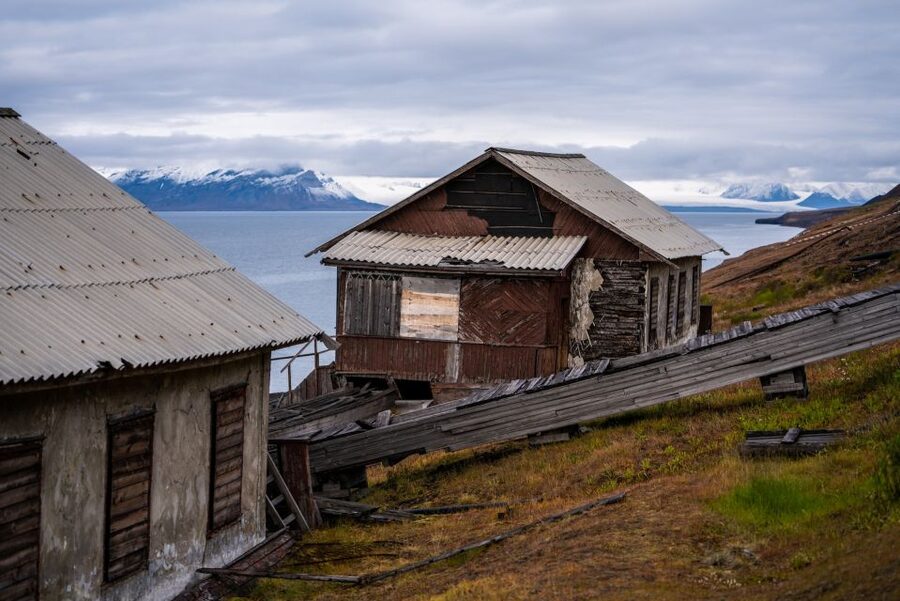 From Longyearbyen photo tour: Mysterious Barentsburg - Arriving in a town stuck between eras