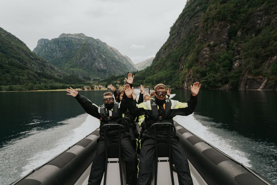 From Norheimsund: Hardangerfjord & Fyksesund RIB Fjord Tour - Leaving Norheimsund on an open RIB