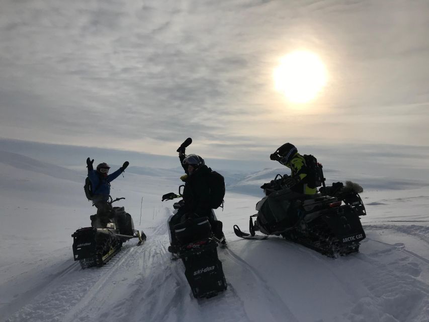 From Tromso: Arctic Wilderness Snowmobile Daytime Tour - A 45-minute briefing before the first turn