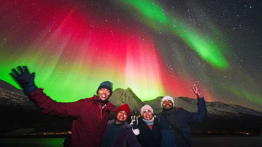 From Tromsø: Aurora Borealis Tour - Thermal suits, hot drinks, and the cold-weather routine