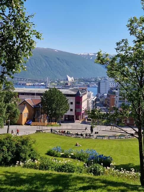 From Tromsø: Tromsø Sightseeing With E-Bike - Elverhøy Church and Prestvannet Lake