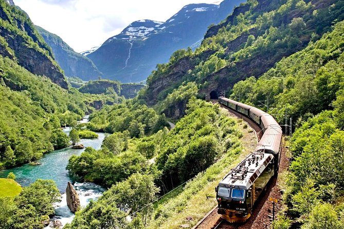 Full Day Guided Roundtrip From Bergen To Sognefjord With Flam Railway - Time in Flåm before the railway ride