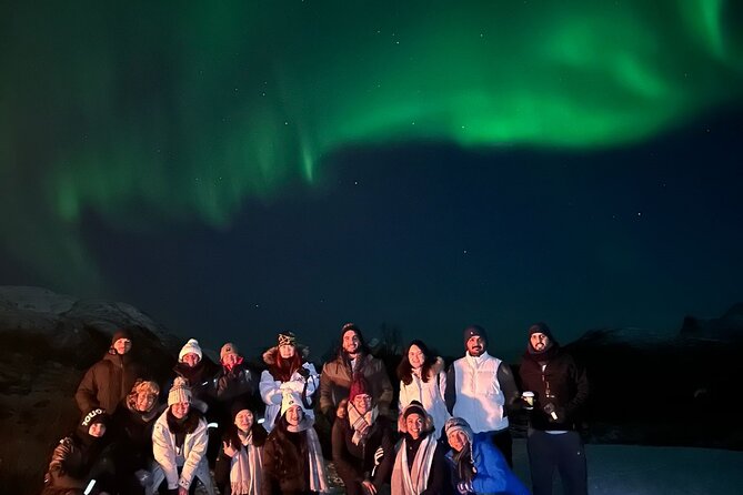 Full Night Magic of the Northern Lights in Tromso - What the guides add to the night