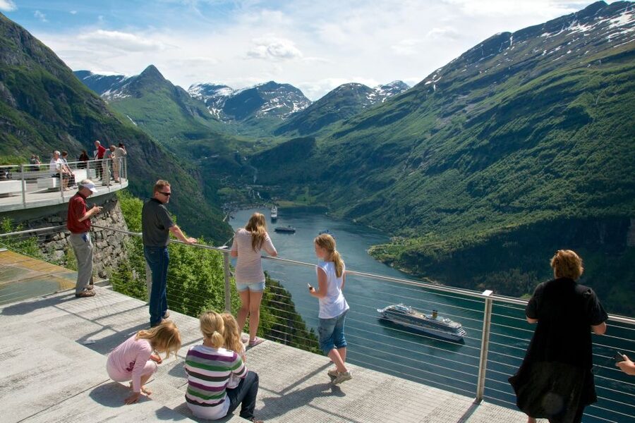 Geiranger: Dalsnibba, Flydalsjuvet, Eagle Bend & Fjords Tour - Is $115 a fair price?