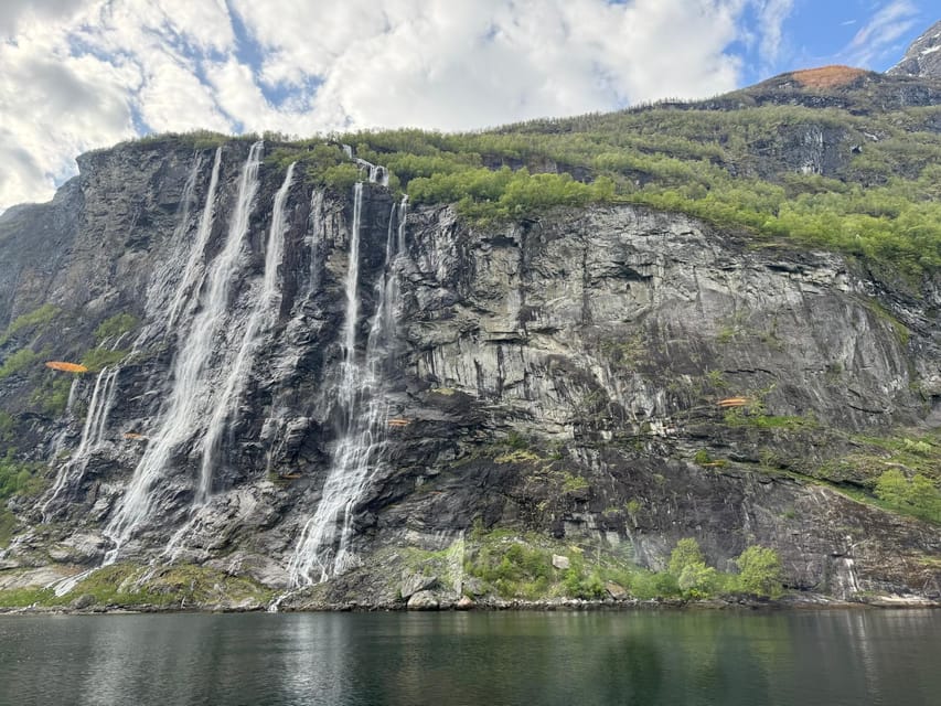 Geiranger Dalsnibba: mini bus tour - Who will enjoy this tour most?