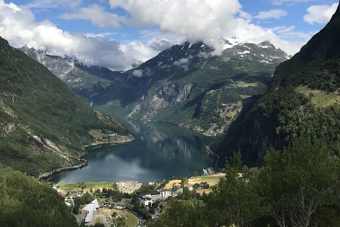Geiranger: Excursions.no Mount Dalsnibba & Eagle's Bend - Is $95.76 a fair price?
