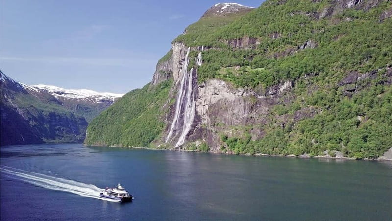Geiranger: Fjord and Waterfalls Sightseeing Boat Trip - What the audio guide adds