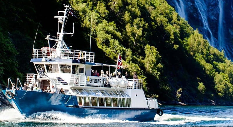 Geiranger: Fjord and Waterfalls Sightseeing Boat Trip - Timing, comfort, and practical planning