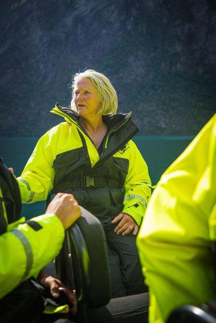 Geiranger: Guided Geirangerfjord Boat Tour - Why a small boat changes the Geirangerfjord experience