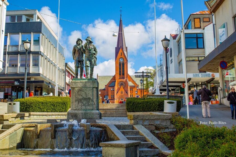 Guided E-Bike Tour in Haugesund: city, vikings, Rising Tides - Harald Fairhair and the story of Norway’s first king