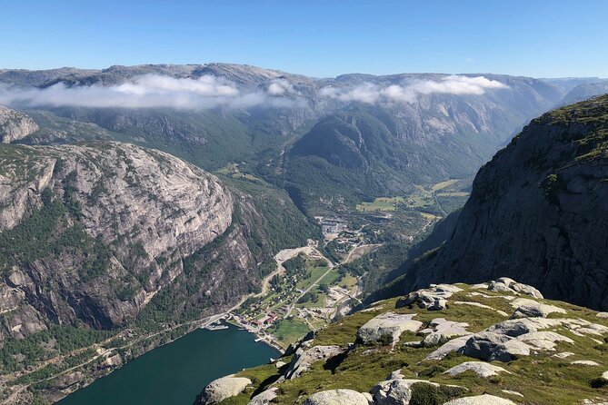 Guided hike to Kjerag and Kjeragbolten - Weather planning for Norway