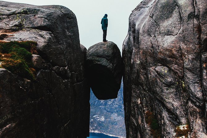Guided hike to Kjerag and Kjeragbolten - Chains, wet rock, and the real effort