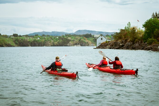Guided Kayak Tour Bergen - Getting ready for the water