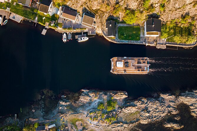 Guided Sightseeing Cruise on Oslofjord by Premium Silent Boat - Dyna Fyr, a tiny landmark with several lives