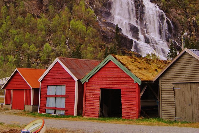 GUIDED TOUR: Secrets of the Fjords - the Osterfjord and Mo, 6.5 hours - Mo makes the best lunch base